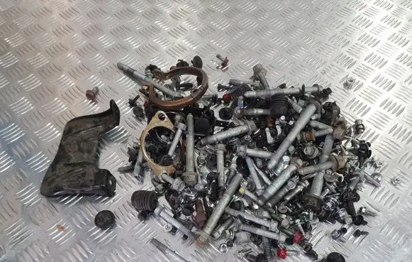 KIA Xceed Nuts/bolts PU8772