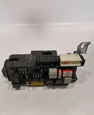 Mercedes-Benz E W212 Fuse box set 2129004201
