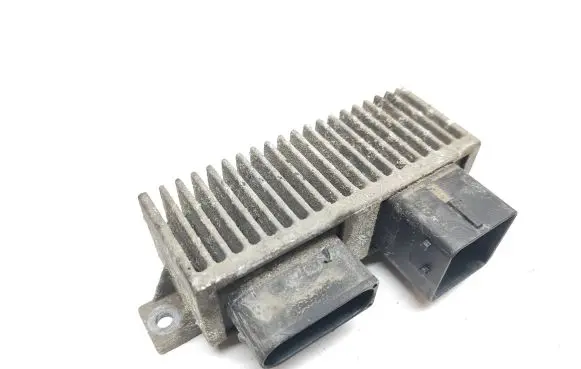 Glow plug pre-heat relay