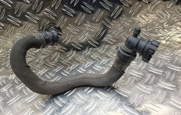 Citroen C4 II Picasso Engine coolant pipe/hose