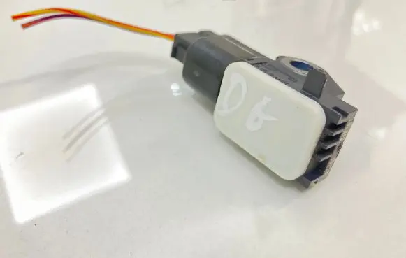 Volvo XC70 Airbag deployment crash/impact sensor 30712107