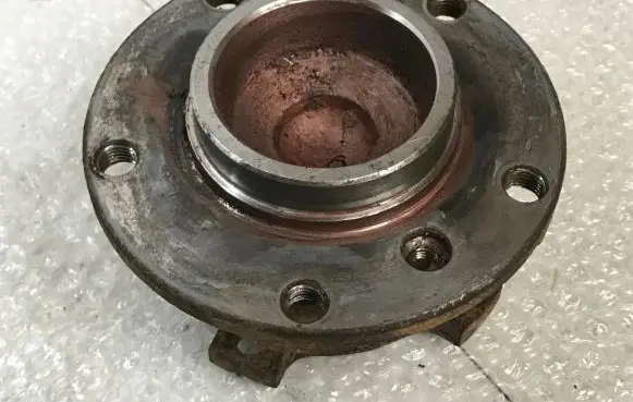 BMW 5 E39 Front wheel bearing hub 
