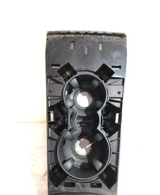 Cup holder front