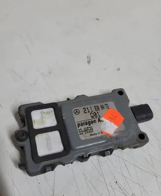 Mercedes-Benz E W211 Air quality sensor 2118300472 9300520