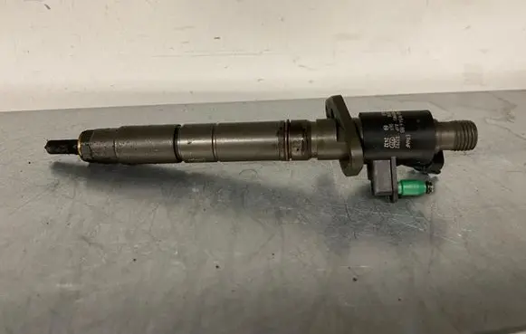 Land Rover Range Rover L405 Fuel injector AH4Q9K546BB LR066229