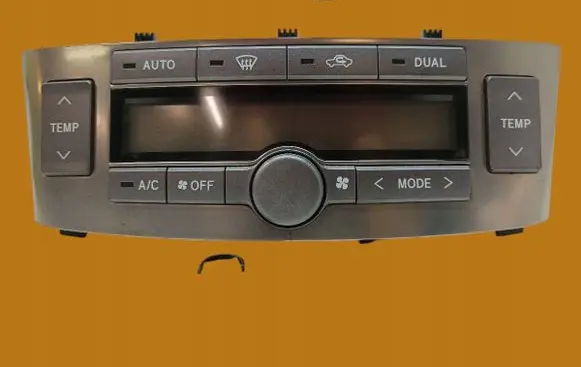 Toyota Avensis T250 Climate control unit 55900-05140