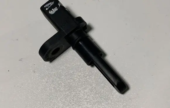 Audi A3 S3 8P Air pressure sensor 06B905379A
