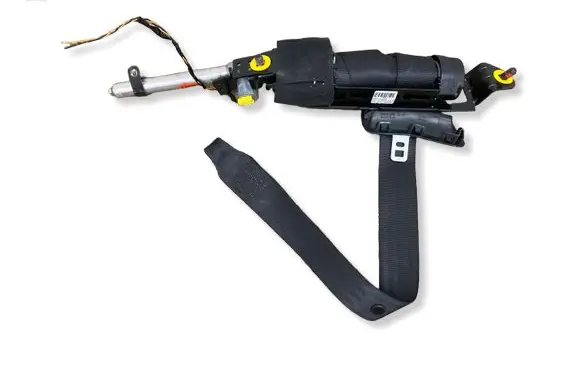 Volvo C30 Front seatbelt 1287473