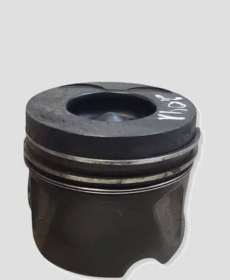 Mercedes-Benz E W211 Piston 642920