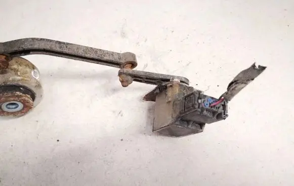 Mercedes-Benz ML W164 Front height sensor lever a0105427717