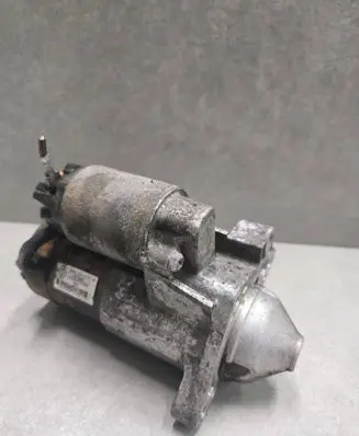 Nissan Qashqai Starter motor M000T87881 8200584675B