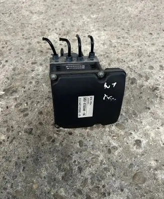 BMW 5 E60 E61 ABS Pump 6783360 34516783360 6783362