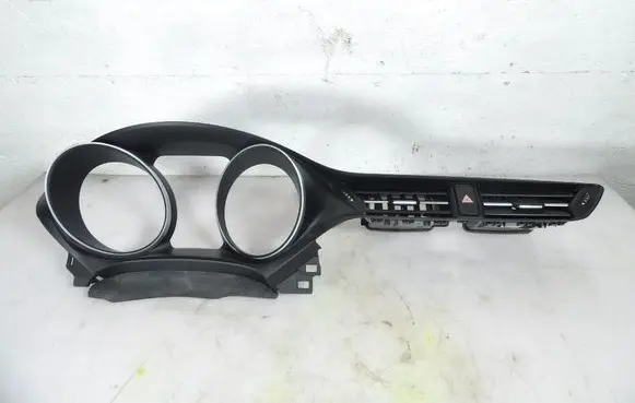 Toyota Avensis T220 Other sill/pillar trim element 5567005150