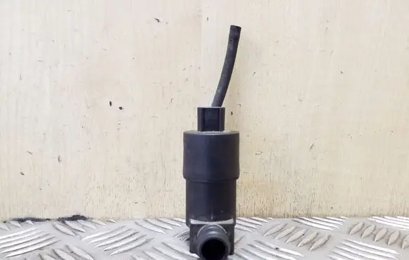 Toyota Verso Headlight washer pump 853300F020