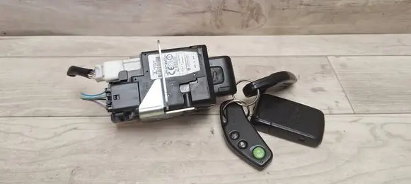 Toyota Corolla Verso AR10 Ignition lock 626399000