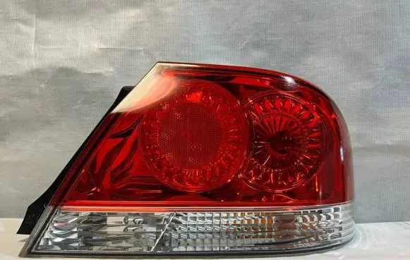 Mitsubishi Lancer Rear/tail lights P3101R