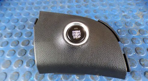 Hyundai i30 Engine start stop button switch CART95430A5700 95430A5700