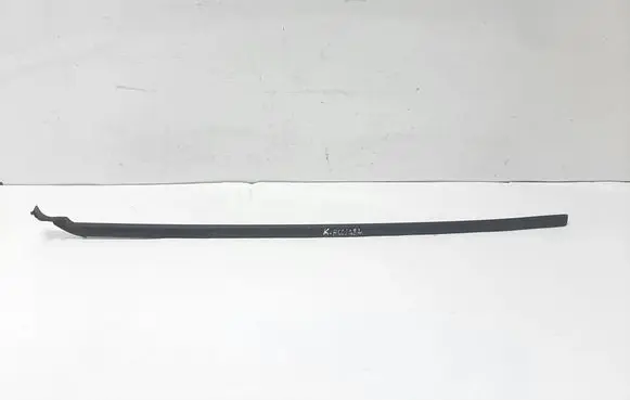 Seat Arona Windshield trim 6F9854327 6F9854327A