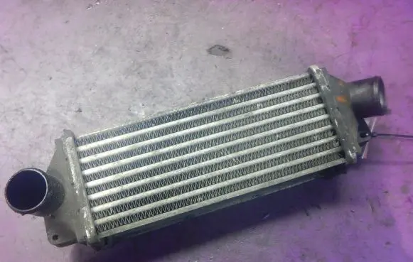 Opel Astra F Intercooler radiator 