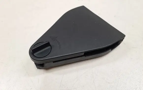 Volkswagen PASSAT B5.5 Hazard Warning Triangle Mounting Bracket 4B5860285D 3B5860285B