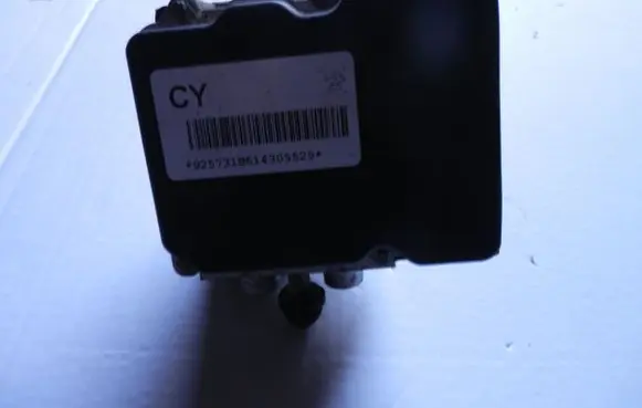 Cadillac Escalade ABS Pump 1560573115905731oe