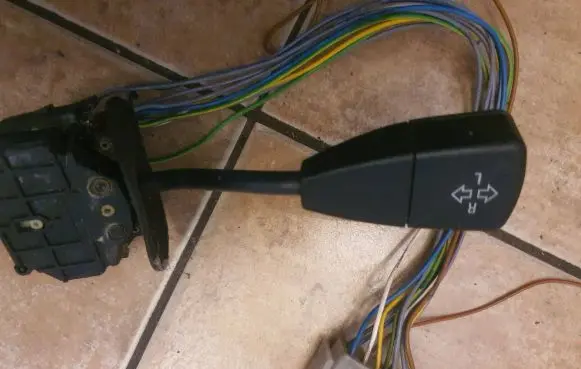 BMW 5 E34 Indicator stalk 011003