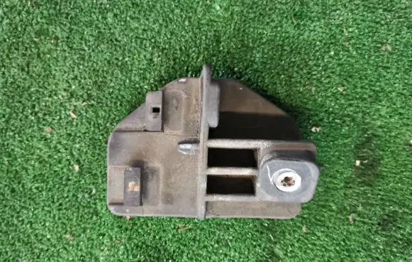 Ford Transit Custom Front bumper mounting bracket BK21-17K543-AAW