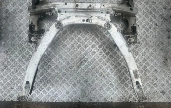 BMW 5 E60 E61 Front subframe 6759462 23781010