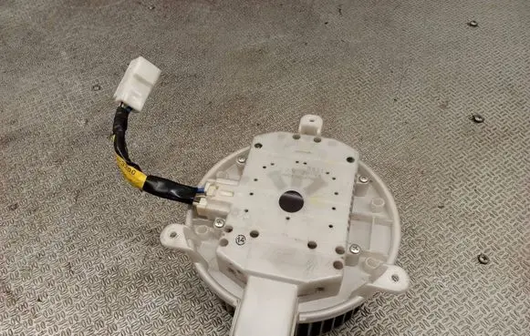 Lexus IS 220D-250-350 Heater fan/blower 2726000331