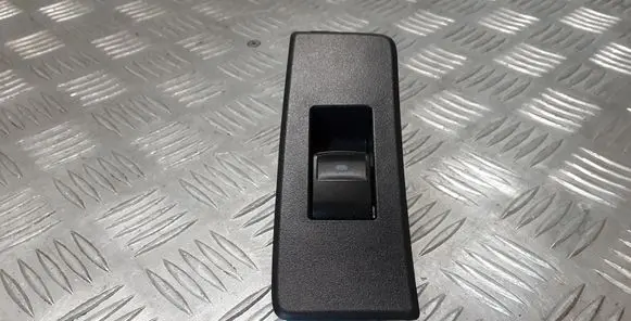 Toyota Verso Electric window control switch 742710F010 8481005070