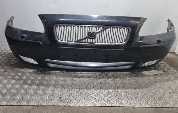 Volvo V70 Front bumper 08693340