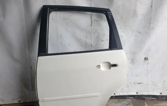 Ford Focus C-MAX Rear door 