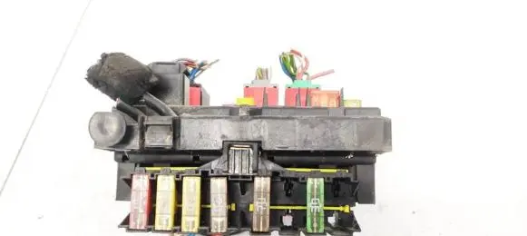 Peugeot 206 Fuse box set 9650664180