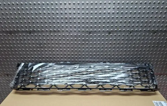 Fiat 500 Front bumper lower grill S26336980 735619520