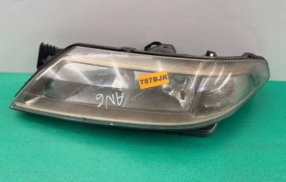 Renault Laguna II Headlight/headlamp 89008082