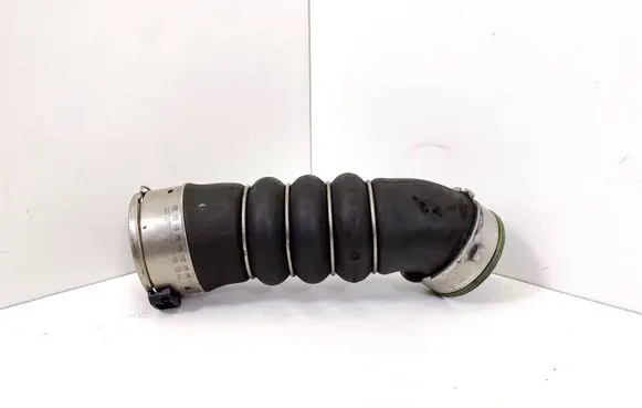 Intercooler hose/pipe