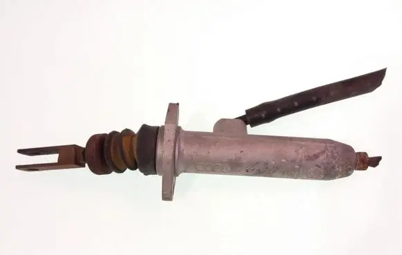Audi 80 90 S2 B4 Clutch master cylinder 893721401D