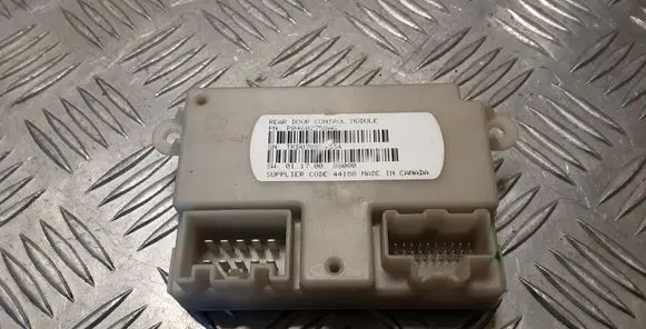 Chrysler Grand Voyager V Door control unit/module P04602758AG