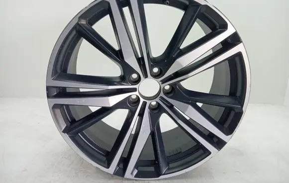 Volvo V60 R20 alloy rim 32143051