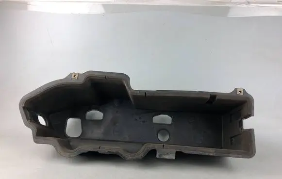 Audi e-tron Pneumatic air compressor holding bracket 4KE616114D