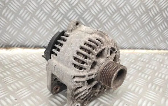 Renault Megane II Generator/alternator 8200086161