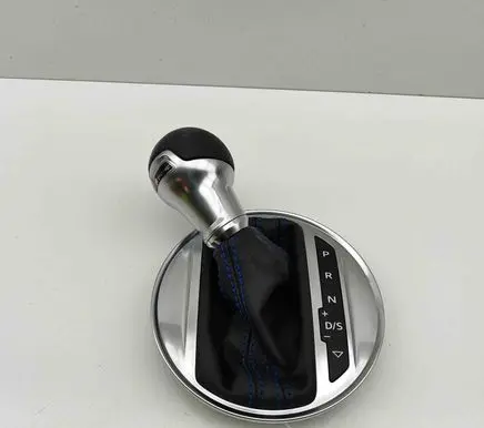 Audi TT TTS RS Mk3 8S Gear lever shifter trim leather/knob 8S2713463