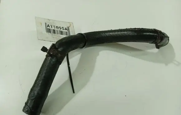 Hyundai Santa Fe Engine coolant pipe/hose 