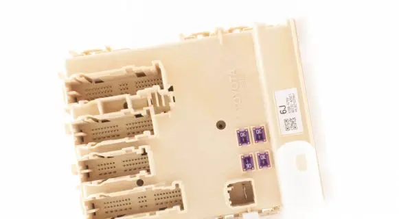 Toyota RAV 4 (XA40) Other control units/modules 8922142250 2380005270