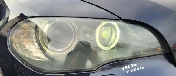 BMW X5 E70 Headlight/headlamp 
