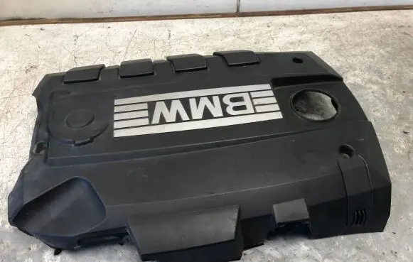 Engine cover (trim)