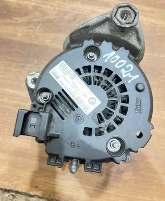 BMW 3 E90 E91 Generator/alternator 8507624 S17AN11 FG18S052