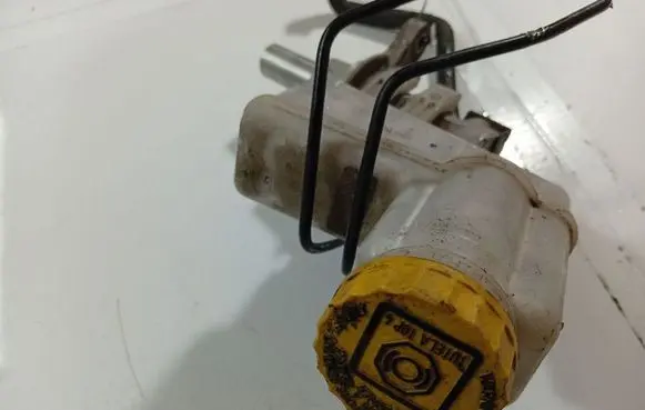 Fiat Bravo Brake fluid reservoir 0204254287