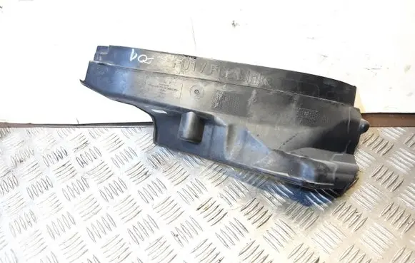 BMW 7 F01 F02 F03 F04 Heat shield in engine bay 51757211460 7211460 517572114