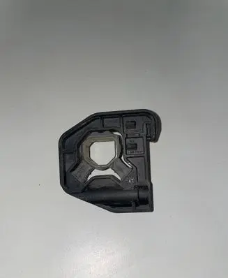 BMW 4 F32 F33 Radiator mount bracket 4012080C